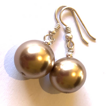 Load image into Gallery viewer, Discontinued Colour Sophie Collection Swarovski® Crystal Pearl Earrings